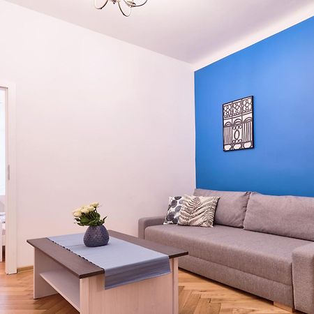 Spacious Apartments Zyblikiewicza Street Krasków Εξωτερικό φωτογραφία