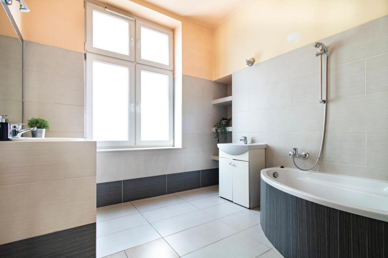 Spacious Apartments Zyblikiewicza Street Krasków Εξωτερικό φωτογραφία
